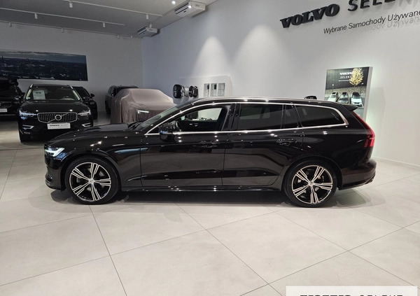 Volvo V60 cena 164900 przebieg: 58146, rok produkcji 2019 z Police małe 667